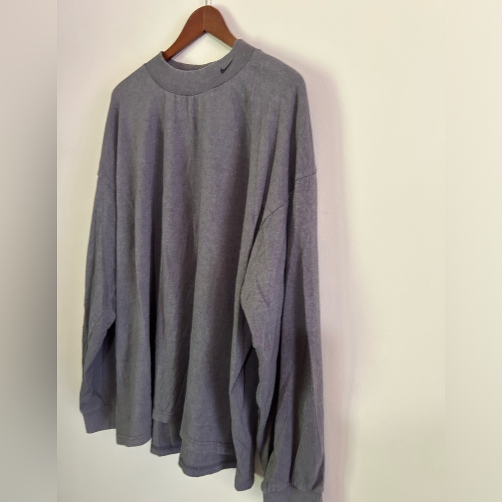 Nike Gray Crew Neck Shirt